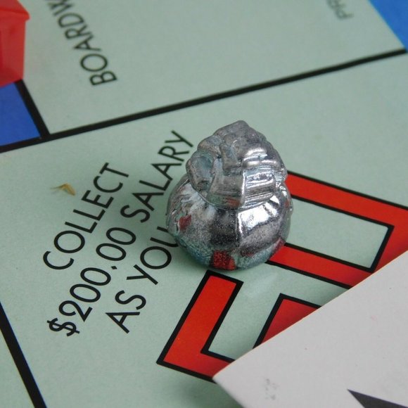 SPECIAL 1999 Monopoly Game 11 Tokens Money Bag plus Original Complete Game - Picture 4 of 12